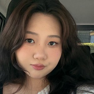 Headshot of Danielle Kim